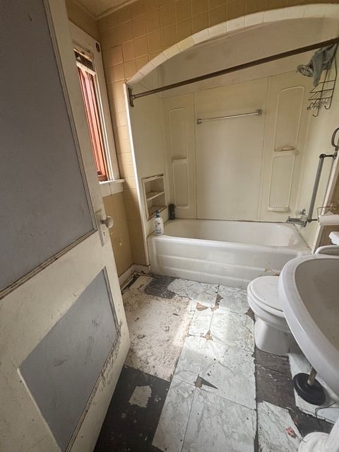 Tiny photo for 639 W Madison Street, Ottawa, IL 61350 (MLS # 12621711)