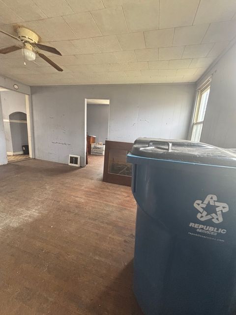 Tiny photo for 639 W Madison Street, Ottawa, IL 61350 (MLS # 12621711)