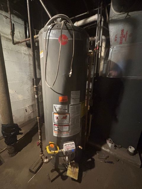 Tiny photo for 639 W Madison Street, Ottawa, IL 61350 (MLS # 12621711)