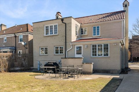 Tiny photo for 1420 Bonnie Brae Place, River Forest, IL 60305 (MLS # 12580690)