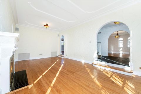 Tiny photo for 1420 Bonnie Brae Place, River Forest, IL 60305 (MLS # 12580690)