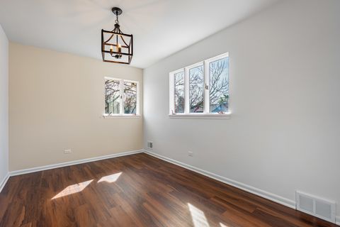 Tiny photo for 4313 Elm Avenue, Lyons, IL 60534 (MLS # 12578242)