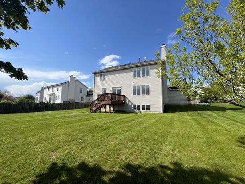 Tiny photo for 337 W CALDWELL Drive, Round Lake, IL 60073 (MLS # 12642478)