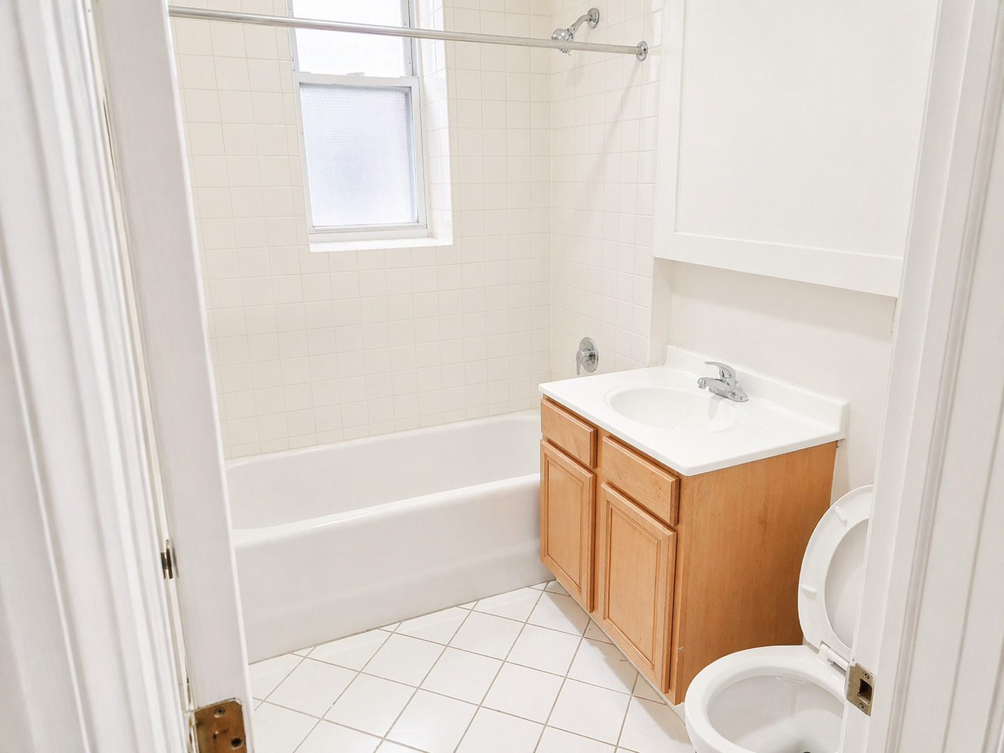 2239 N Western Avenue 1R