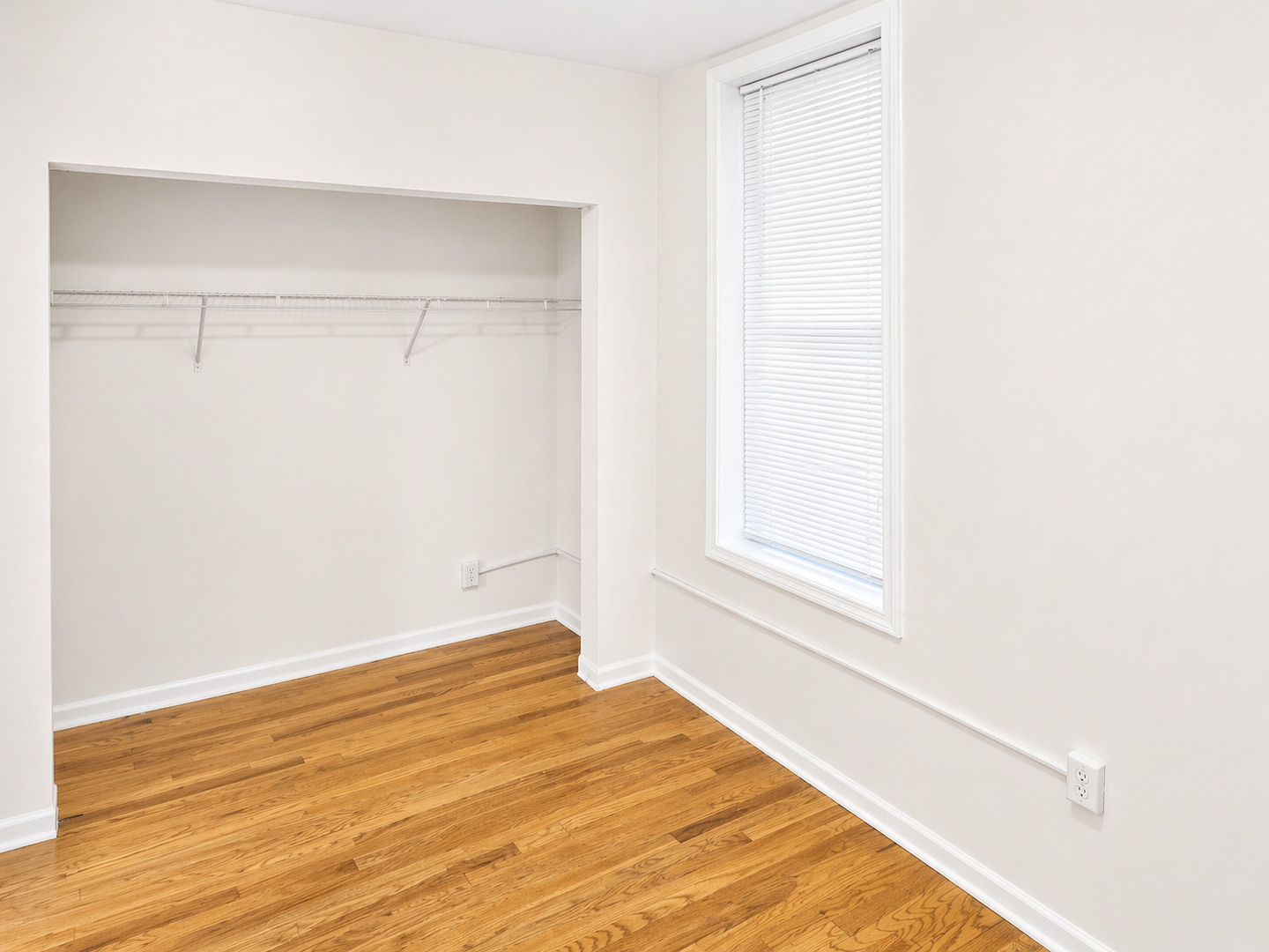 2239 N Western Avenue 1R