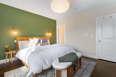 Tiny photo for 4622 N Ashland Avenue #3, Chicago, IL 60640 (MLS # 12560900)