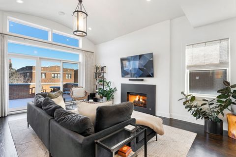 Tiny photo for 4622 N Ashland Avenue #3, Chicago, IL 60640 (MLS # 12560900)