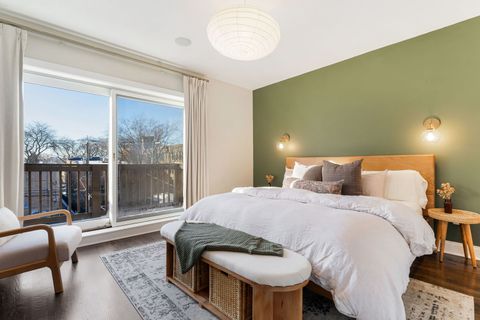 Tiny photo for 4622 N Ashland Avenue #3, Chicago, IL 60640 (MLS # 12560900)