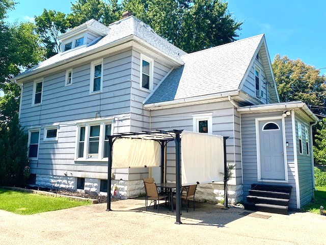 410 W 10th Street