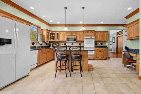 Tiny photo for 18854 S Palomino Court, Shorewood, IL 60404 (MLS # 12627626)
