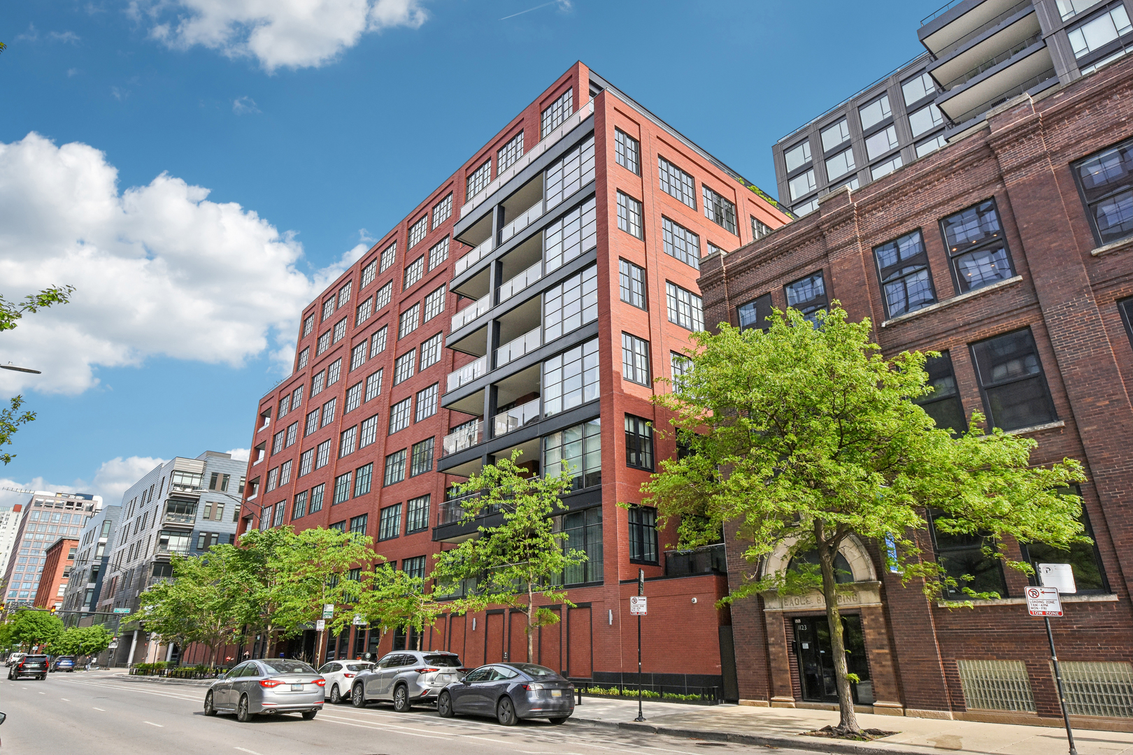1109 W WASHINGTON Boulevard 8A