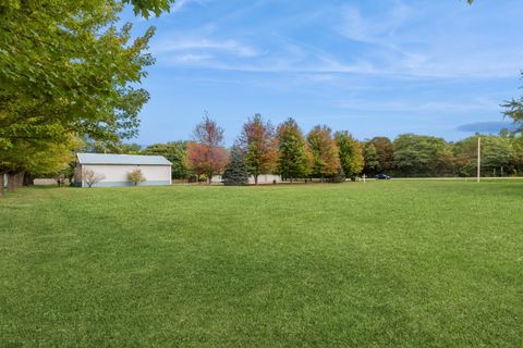 Tiny photo for 43100 N Lewis Avenue, Zion, IL 60099 (MLS # 12477472)