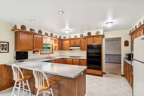 Tiny photo for 43100 N Lewis Avenue, Zion, IL 60099 (MLS # 12477472)