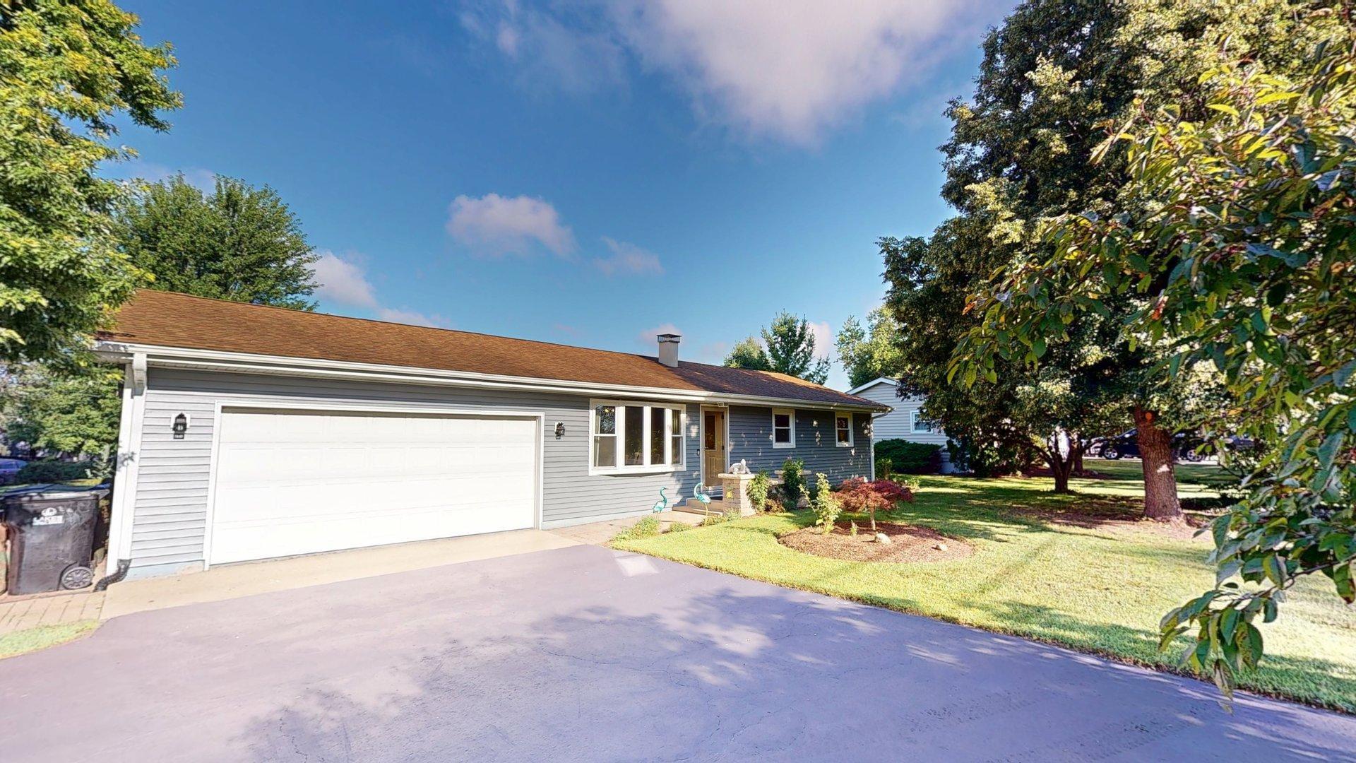 1305 N Chapel Hill Road