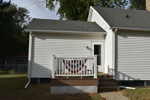 Tiny photo for 809 S Mason Street, Bloomington, IL 61701 (MLS # 12489498)