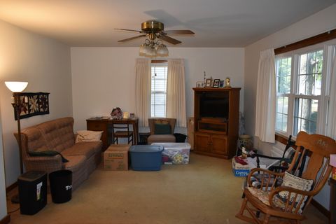 Tiny photo for 809 S Mason Street, Bloomington, IL 61701 (MLS # 12489498)