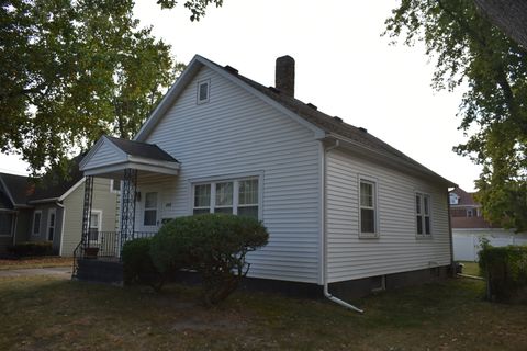 Tiny photo for 809 S Mason Street, Bloomington, IL 61701 (MLS # 12489498)