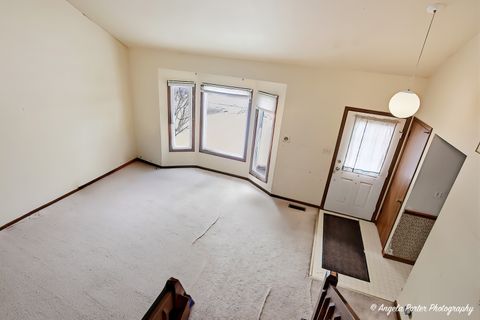 Tiny photo for 4704 Hartland Trail, McHenry, IL 60050 (MLS # 12596580)