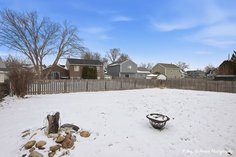 Tiny photo for 4704 Hartland Trail, McHenry, IL 60050 (MLS # 12596580)