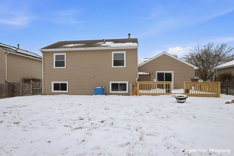 Tiny photo for 4704 Hartland Trail, McHenry, IL 60050 (MLS # 12596580)