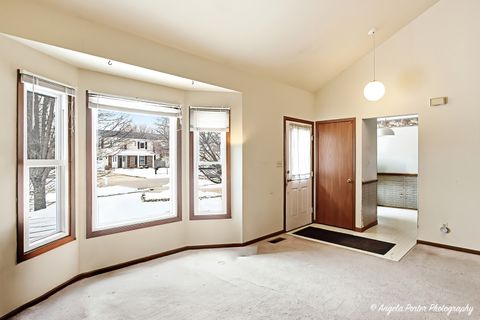 Tiny photo for 4704 Hartland Trail, McHenry, IL 60050 (MLS # 12596580)