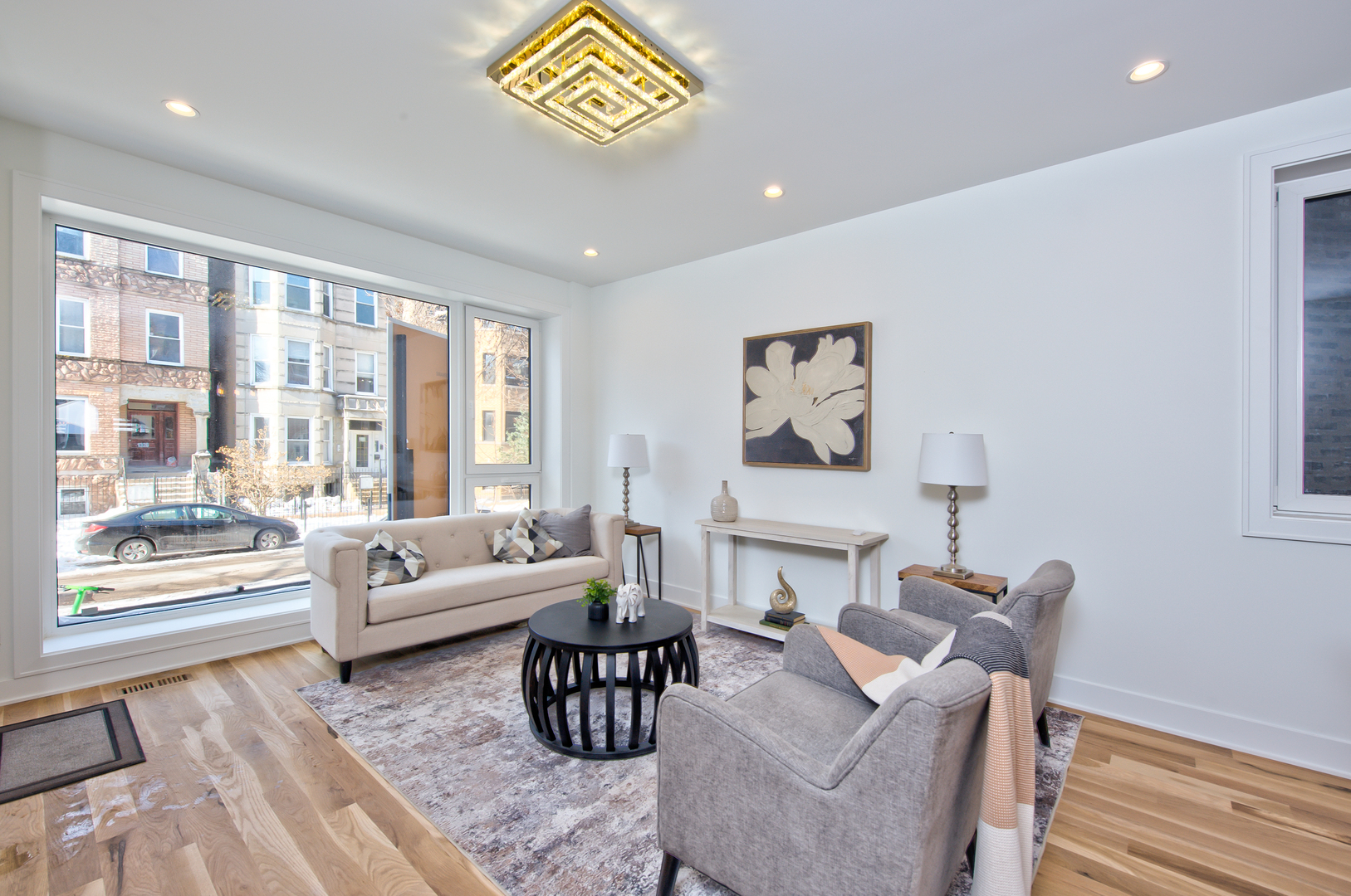 1325 N Artesian Avenue, Chicago, IL, 60622 2 1325 N Artesian Avenue