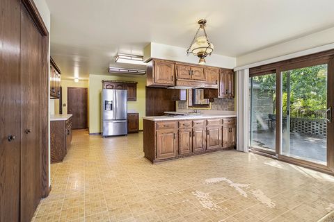 Tiny photo for 1117 MICHAEL Street, Lockport, IL 60441 (MLS # 12647522)
