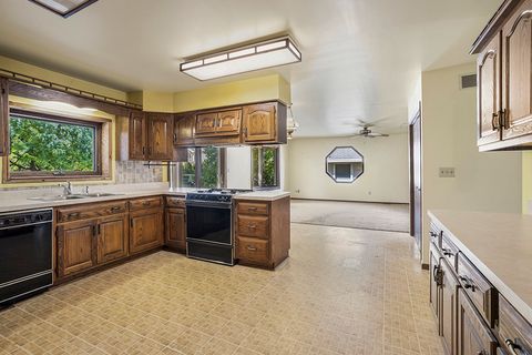 Tiny photo for 1117 MICHAEL Street, Lockport, IL 60441 (MLS # 12647522)