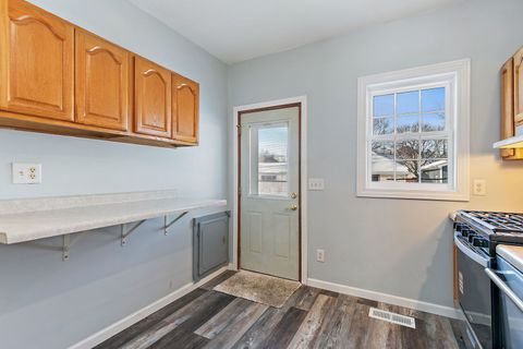 Tiny photo for 329 S 10th Street, DeKalb, IL 60115 (MLS # 12528096)