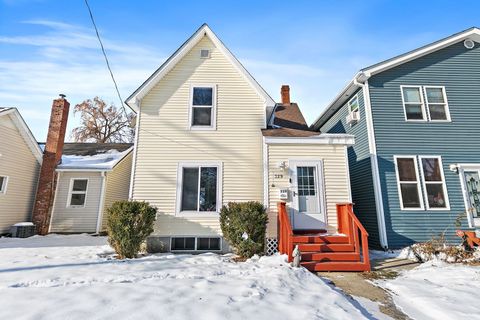 Photo of 329 S 10th Street, DeKalb, IL 60115 (MLS # 12528096)