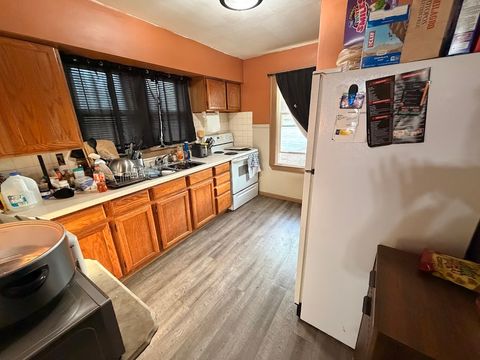 Tiny photo for 1762 S Oak Avenue, Freeport, IL 61032 (MLS # 12620129)