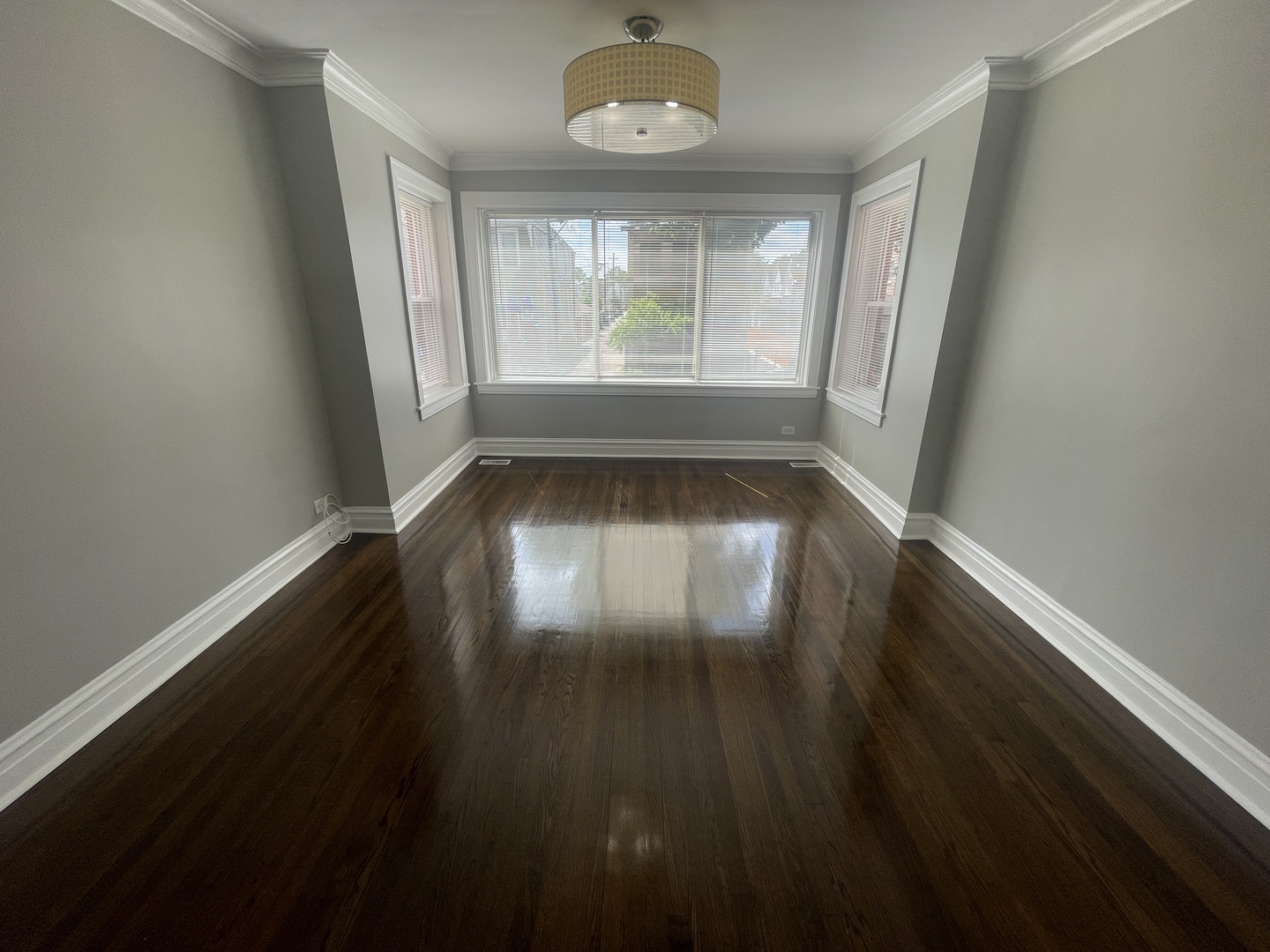 2115 N Kildare Avenue