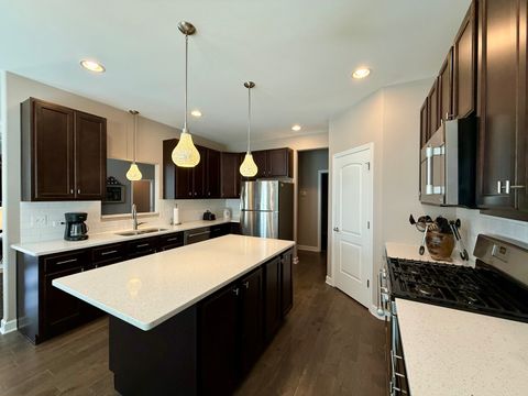 Tiny photo for 21053 Benjamin Drive, Shorewood, IL 60404 (MLS # 12516818)