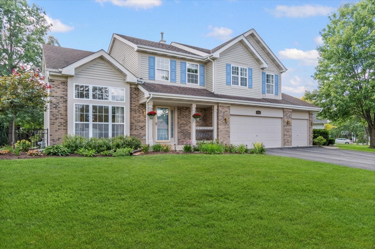 1325 Deerfield Lane