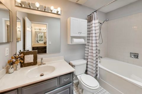 Tiny photo for 344 Timber Oaks Drive, North Aurora, IL 60542 (MLS # 12588489)