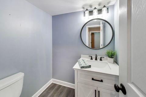 Tiny photo for 344 Timber Oaks Drive, North Aurora, IL 60542 (MLS # 12588489)