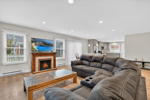 Tiny photo for 7225 Oxford Circle, Fox Lake, IL 60020 (MLS # 12649375)