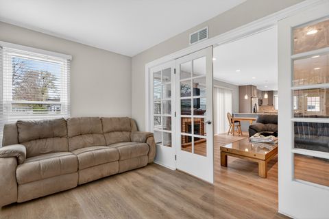 Tiny photo for 7225 Oxford Circle, Fox Lake, IL 60020 (MLS # 12649375)