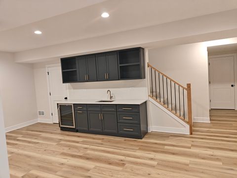 Tiny photo for 104 N Evergreen Avenue, Elmhurst, IL 60126 (MLS # 12470148)