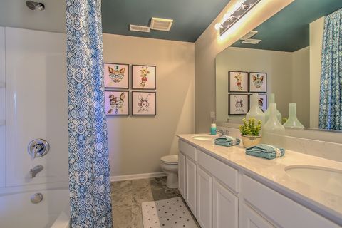 Tiny photo for 1792 Breton Avenue, North Aurora, IL 60542 (MLS # 12560189)