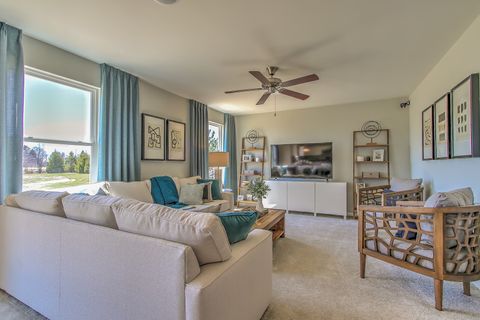 Tiny photo for 1792 Breton Avenue, North Aurora, IL 60542 (MLS # 12560189)