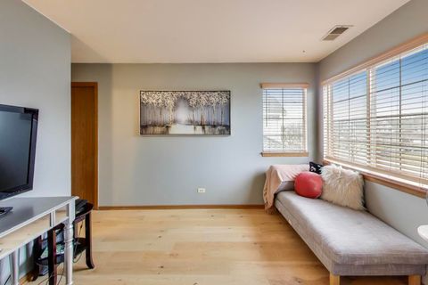 Tiny photo for 1052 Ripple Ridge Drive, Darien, IL 60561 (MLS # 12532694)