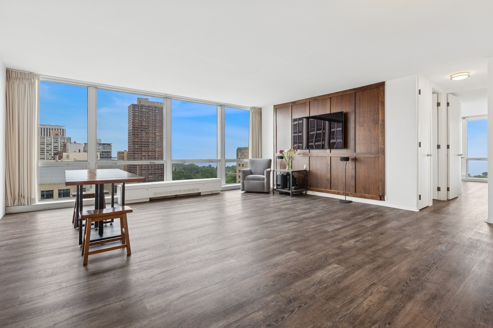 330 W DIVERSEY Parkway 1708
