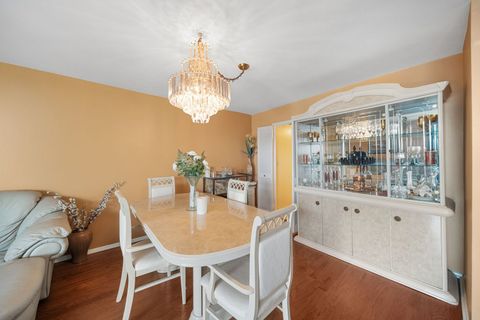 Tiny photo for 6033 N Sheridan Road #19K, Chicago, IL 60660 (MLS # 12507144)