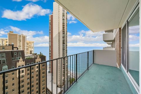 Tiny photo for 6033 N Sheridan Road #19K, Chicago, IL 60660 (MLS # 12507144)