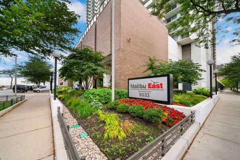 Tiny photo for 6033 N Sheridan Road #19K, Chicago, IL 60660 (MLS # 12507144)