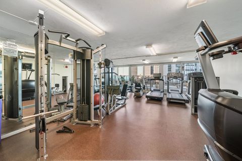 Tiny photo for 6033 N Sheridan Road #19K, Chicago, IL 60660 (MLS # 12507144)