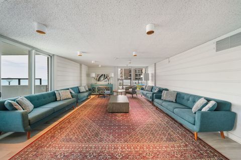 Tiny photo for 6033 N Sheridan Road #19K, Chicago, IL 60660 (MLS # 12507144)