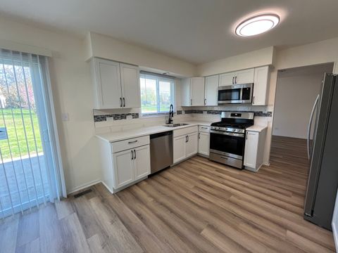 Tiny photo for 4900 MARY Court, Country Club Hills, IL 60478 (MLS # 12623371)