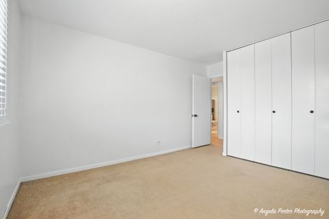 Tiny photo for 2600 Brookwood Way Drive #305, Rolling Meadows, IL 60008 (MLS # 12424874)